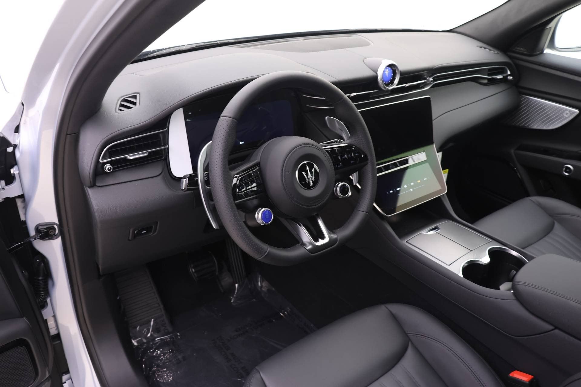 New 2024 Maserati Grecale GT image 6