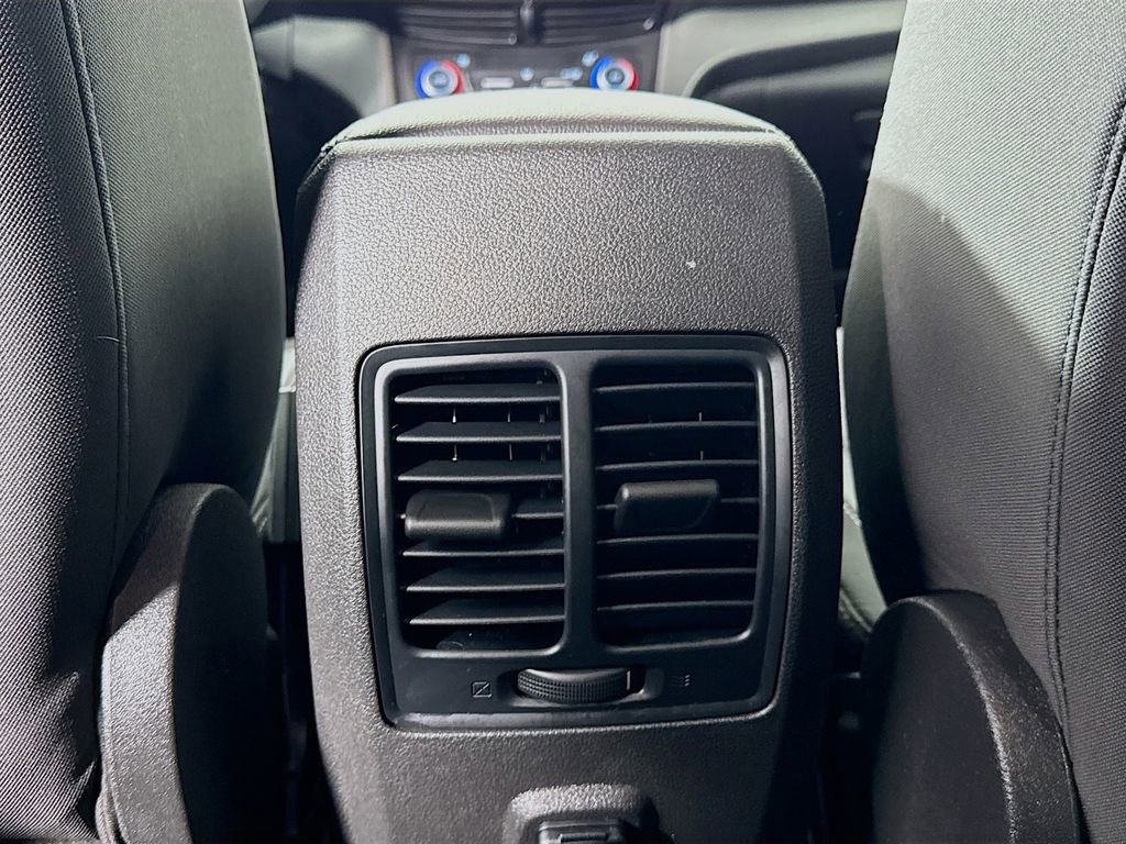 Used 2018 Ford Escape SE image 30