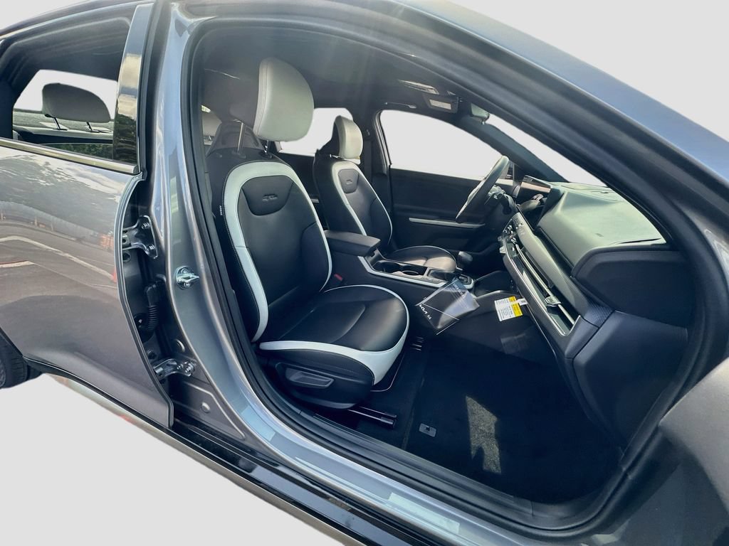 New 2026 Kia K4 GT-Line w/ GT-Line Sunroof Package FWD image 27