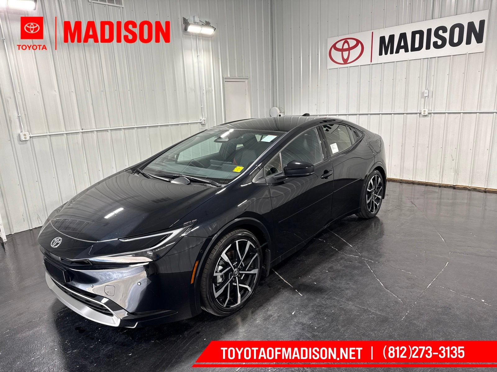 New 2025 Toyota Prius Plug-In Hybrid w/ Limited Premium Package FWD image 1