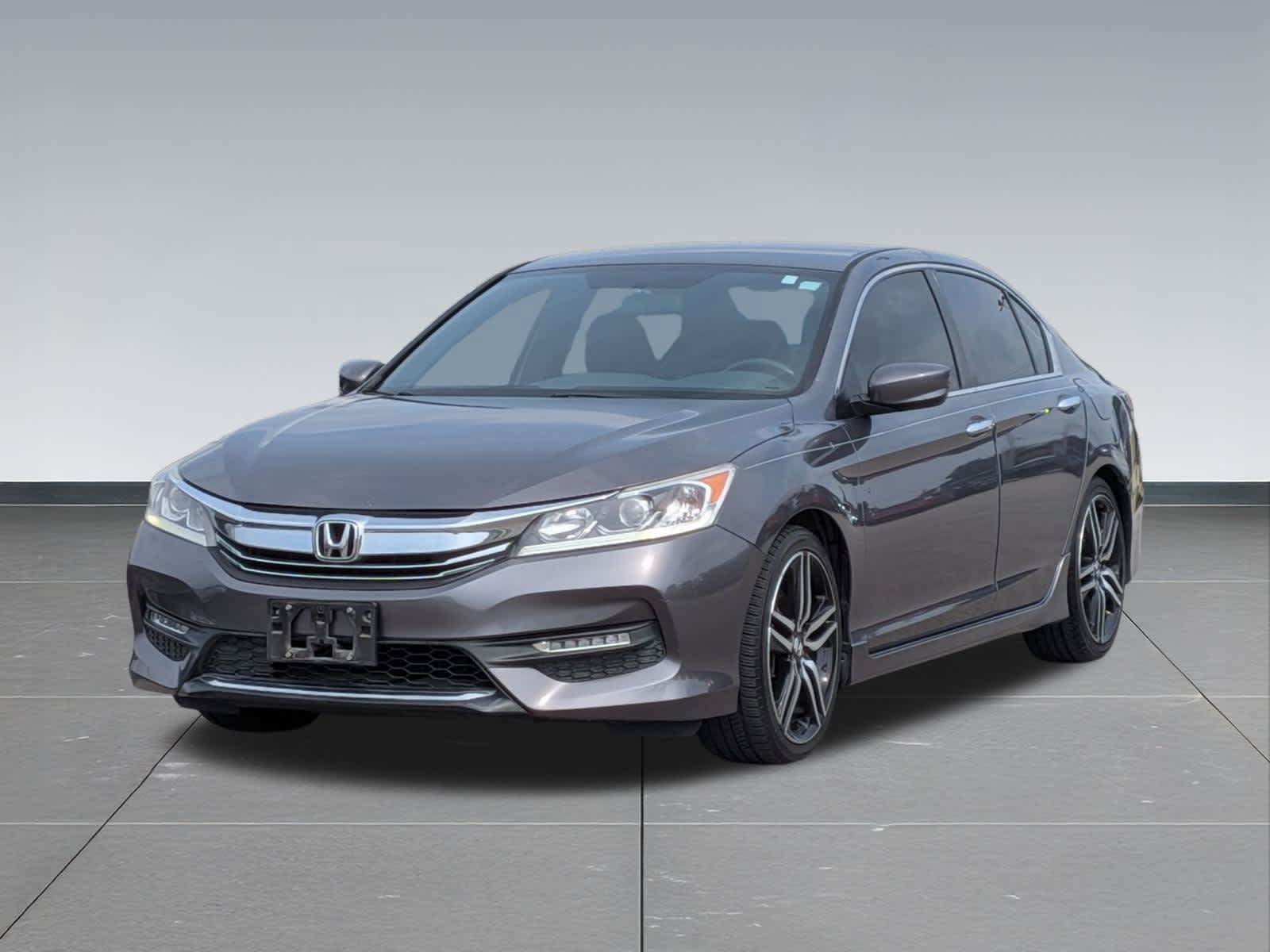 Used 2016 Honda Accord Sport image 9