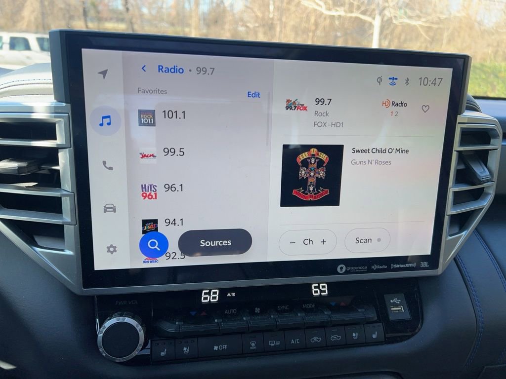 Used 2022 Toyota Tundra Platinum w/ Advanced Package image 30