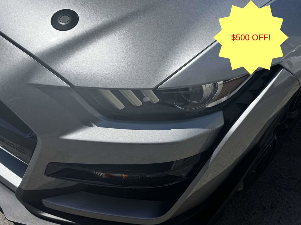 Used 2021 Ford Mustang Shelby GT500 w/ Technology Package RWD image 9