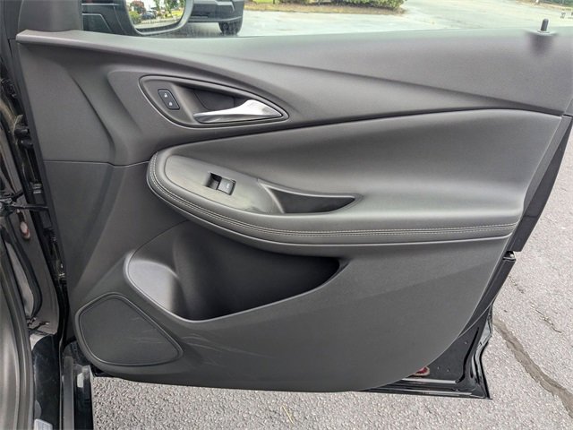 Used 2023 Buick Encore GX Select w/ Sport Touring Package image 32