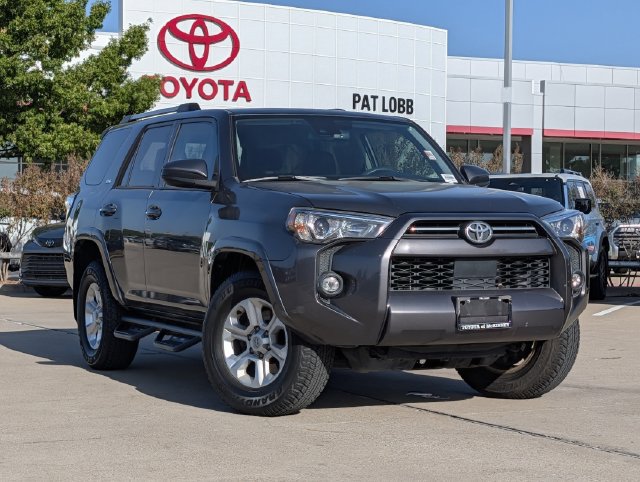 Used 2022 Toyota 4Runner SR5 RWD image 2
