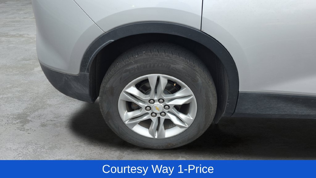 Used 2020 Chevrolet Blazer LT FWD image 12