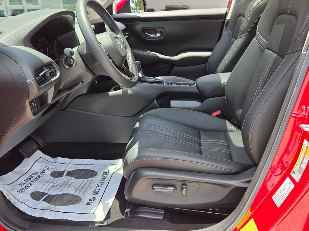 Certified 2024 Honda HR-V EX-L image 9