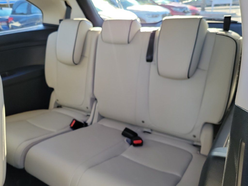 Certified 2026 Honda Odyssey Touring image 17