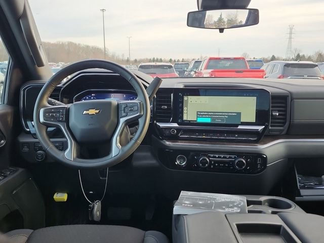 Used 2024 Chevrolet Silverado 1500 LT image 8