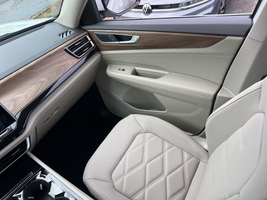 New 2026 Volkswagen Atlas SE image 26