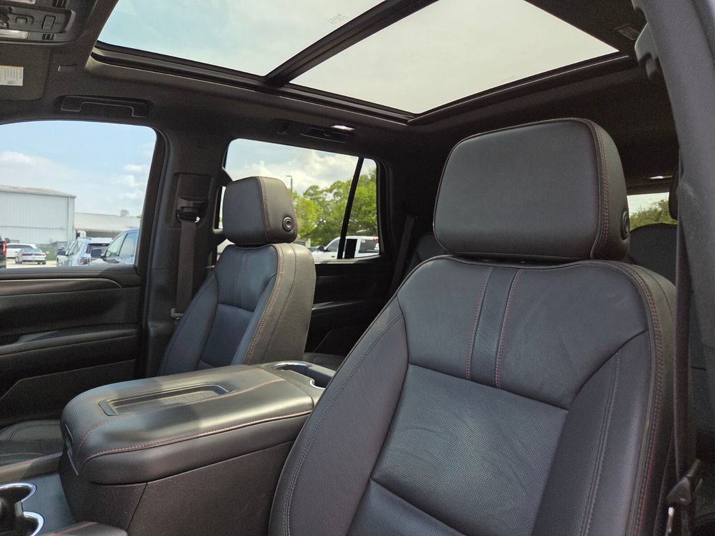 Used 2023 Chevrolet Tahoe RST w/ Sport Performance Package RWD image 29