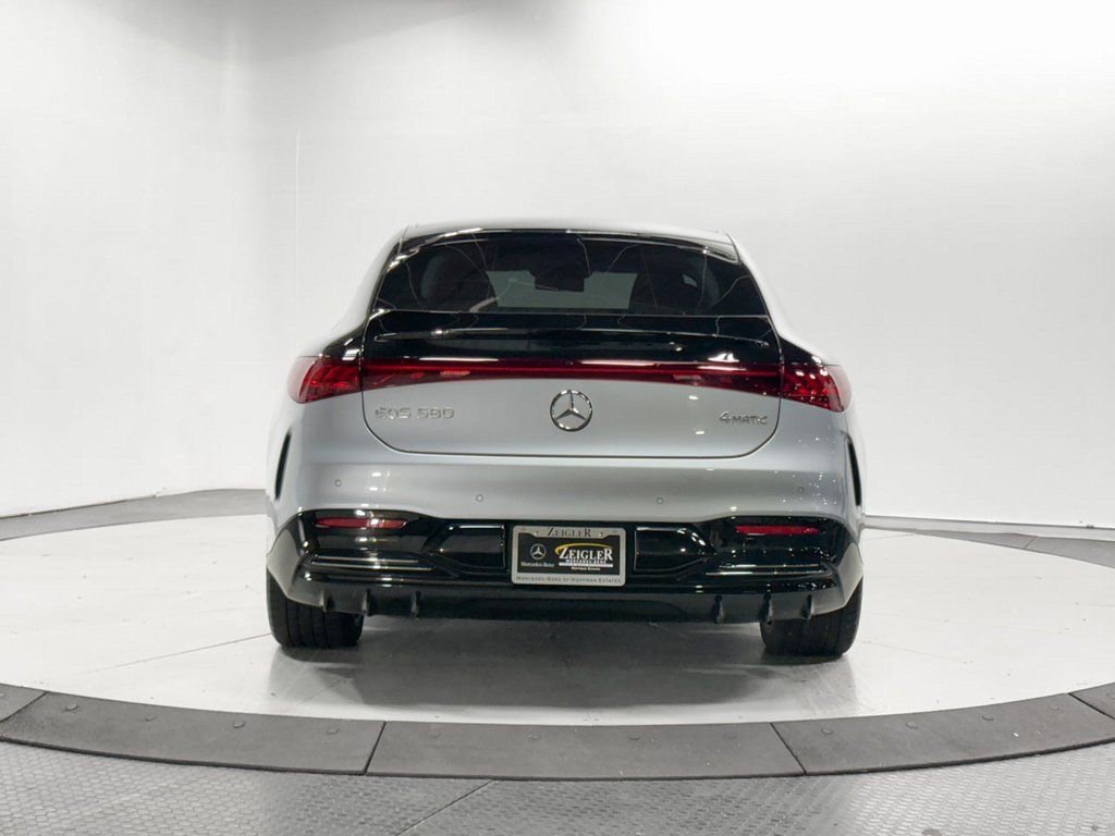 Used 2022 Mercedes-Benz EQS 580 4MATIC Sedan image 33