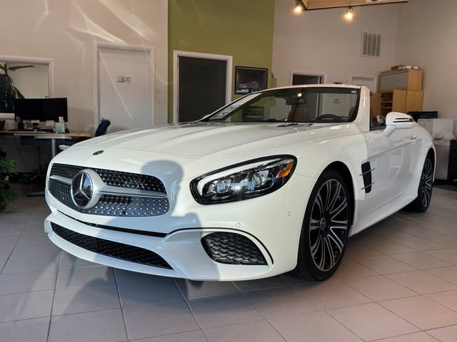 Used 2018 Mercedes-Benz SL 450 image 2
