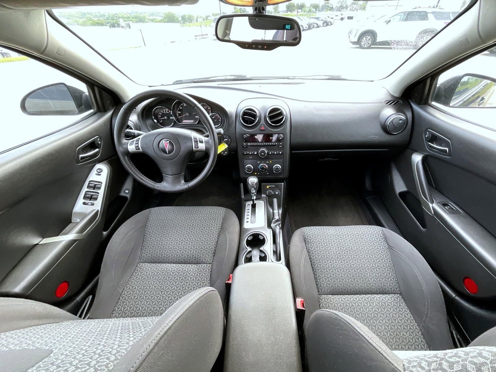 Used 2010 Pontiac G6 Sedan FWD image 15