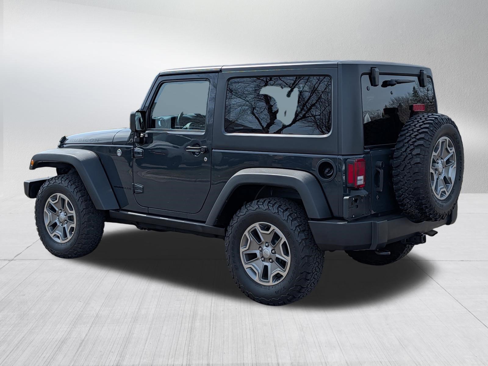 Used 2016 Jeep Wrangler Rubicon w/ Power Convenience Group AWD/4WD image 5