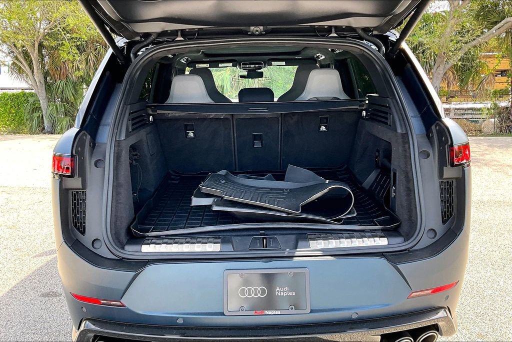 Used 2025 Land Rover Range Rover Sport SV Edition Two image 15