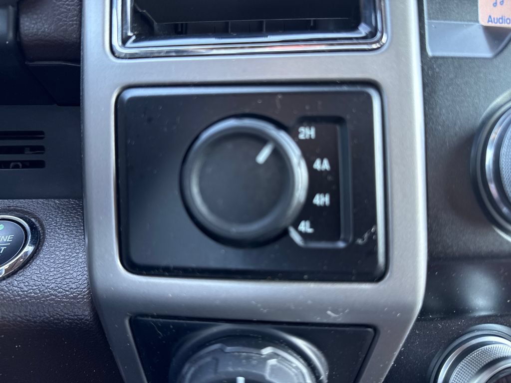 Used 2019 Ford F150 King Ranch w/ Equipment Group 601A Luxury AWD/4WD image 22