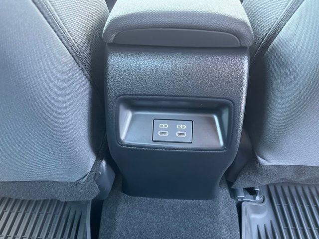 Used 2026 Toyota Corolla LE FWD image 17