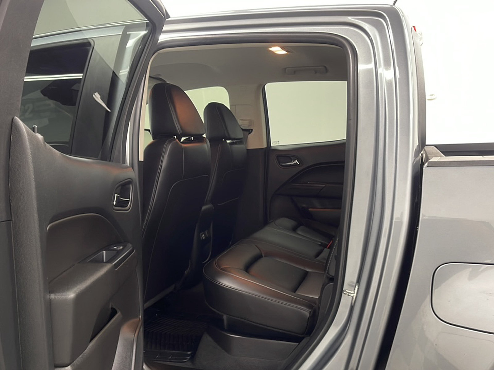 Used 2022 Chevrolet Colorado ZR2 AWD/4WD image 13