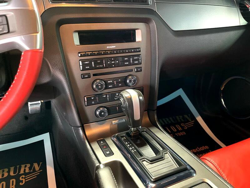 Used 2013 Ford Mustang GT Premium image 30