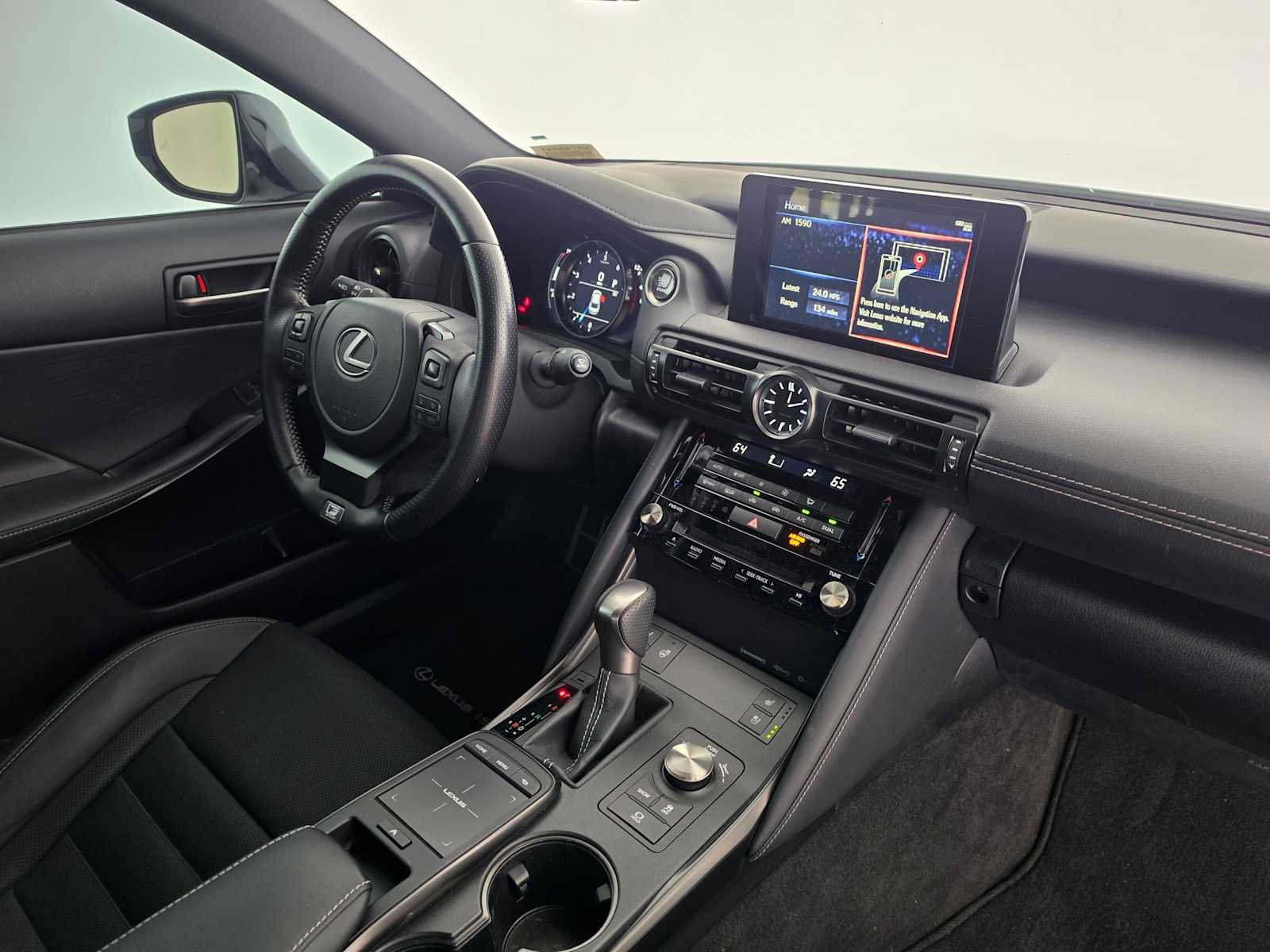 Used 2024 Lexus IS 350 F Sport RWD image 11