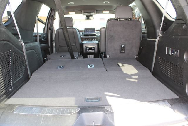 Used 2024 Chevrolet Tahoe Premier RWD image 45