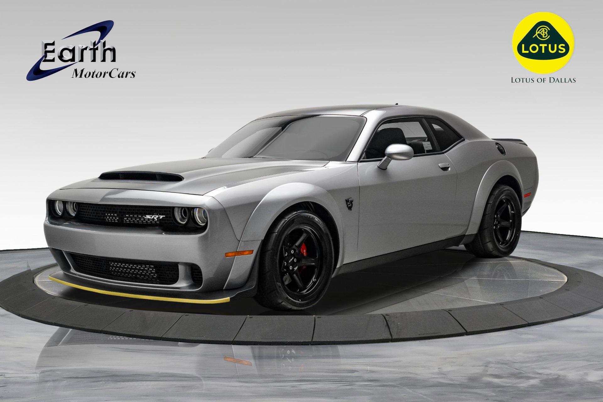 Used 2018 Dodge Challenger SRT Demon image 1