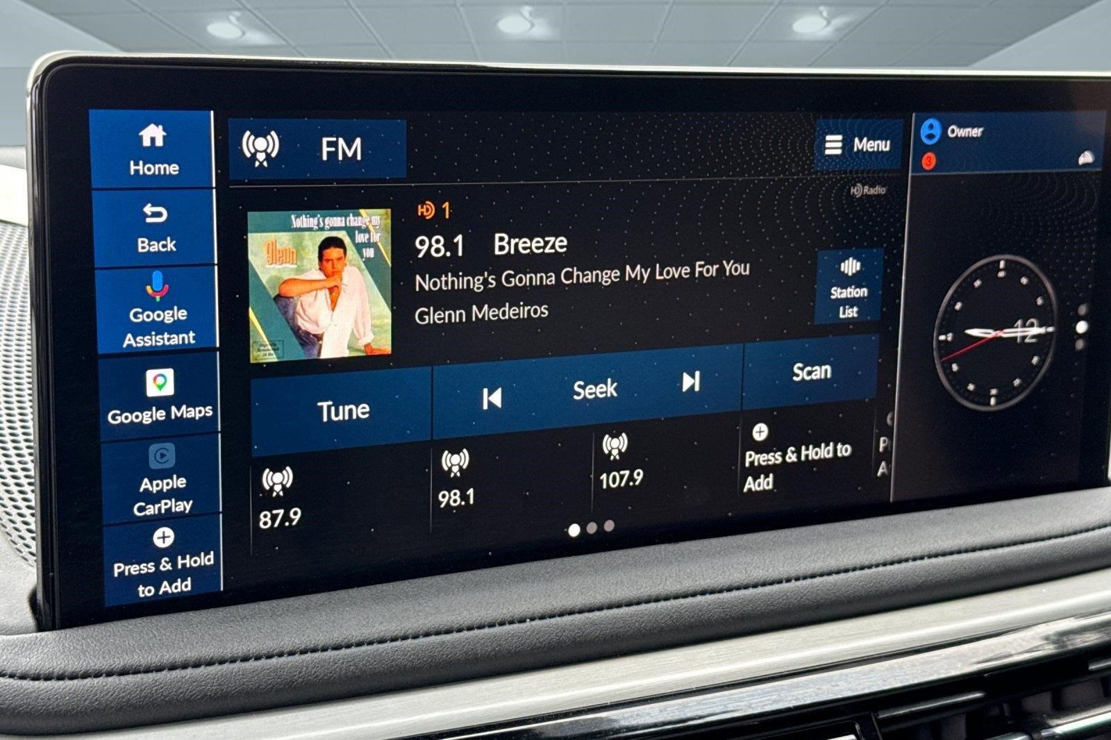 Used 2025 Acura MDX SH-AWD w/ Technology Package image 22