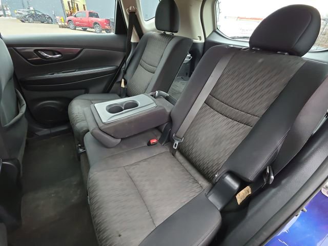 Certified 2017 Nissan Rogue S image 22