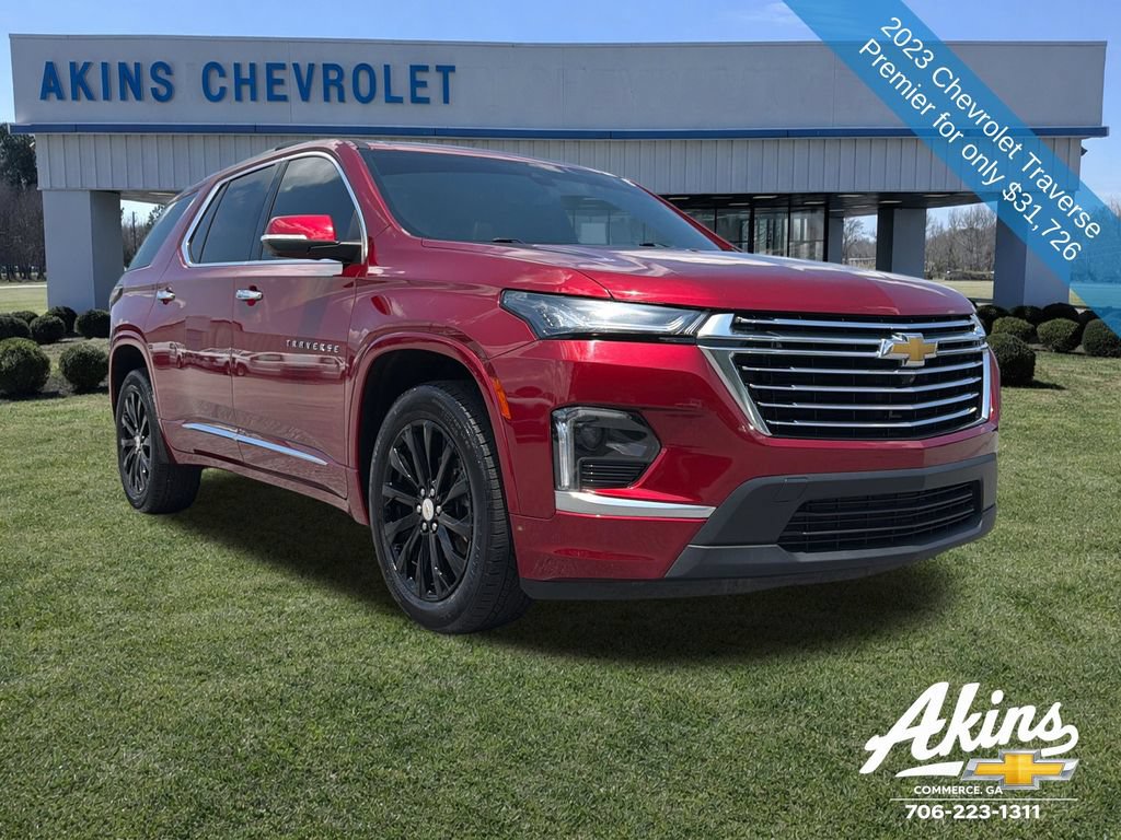 Used 2023 Chevrolet Traverse Premier FWD image 9