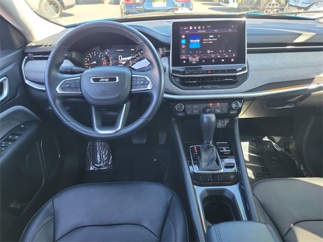 Certified 2022 Jeep Compass Latitude image 10