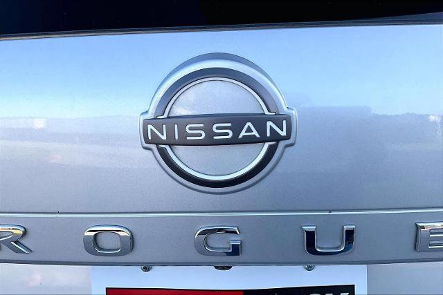 Certified 2023 Nissan Rogue SV image 30