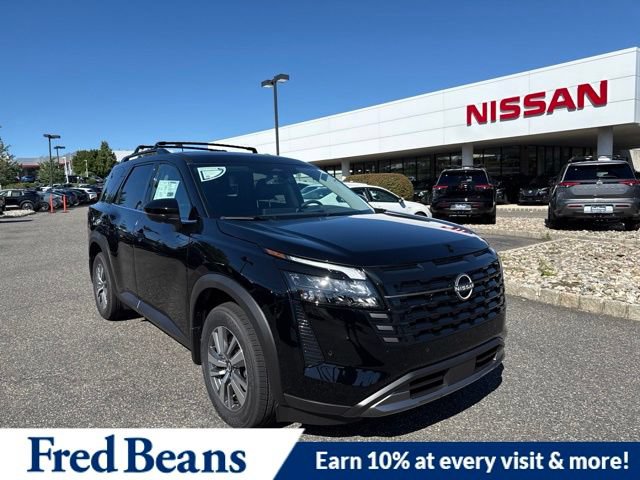 New 2026 Nissan Pathfinder SL w/ Cargo Package