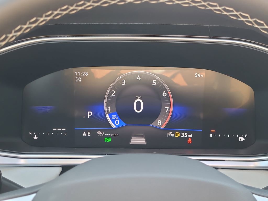 New 2026 Volkswagen Taos SE image 31