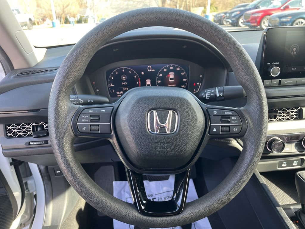 Used 2025 Honda Accord LX image 19