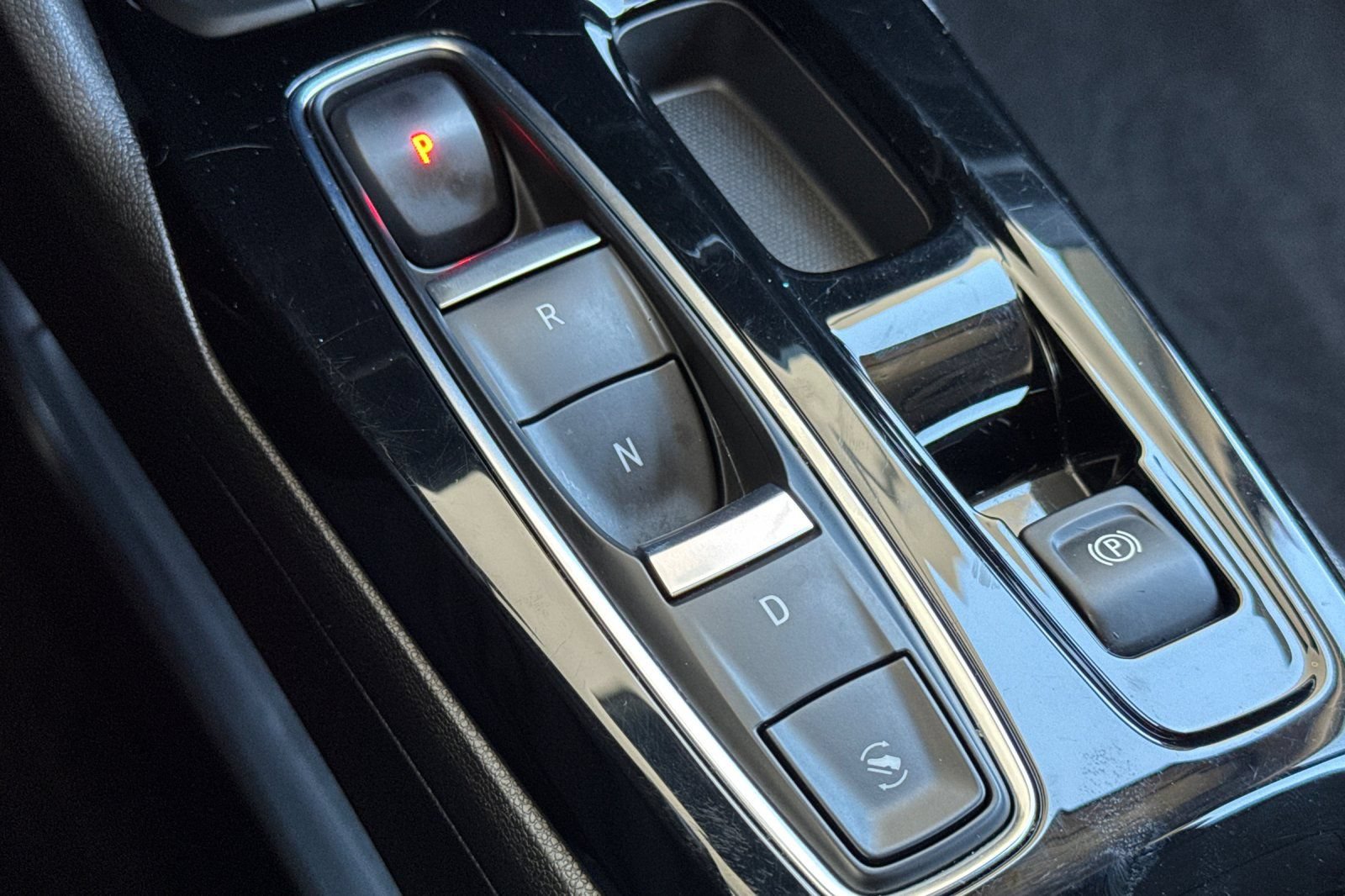 Used 2022 Chevrolet Bolt EUV Premier FWD image 22