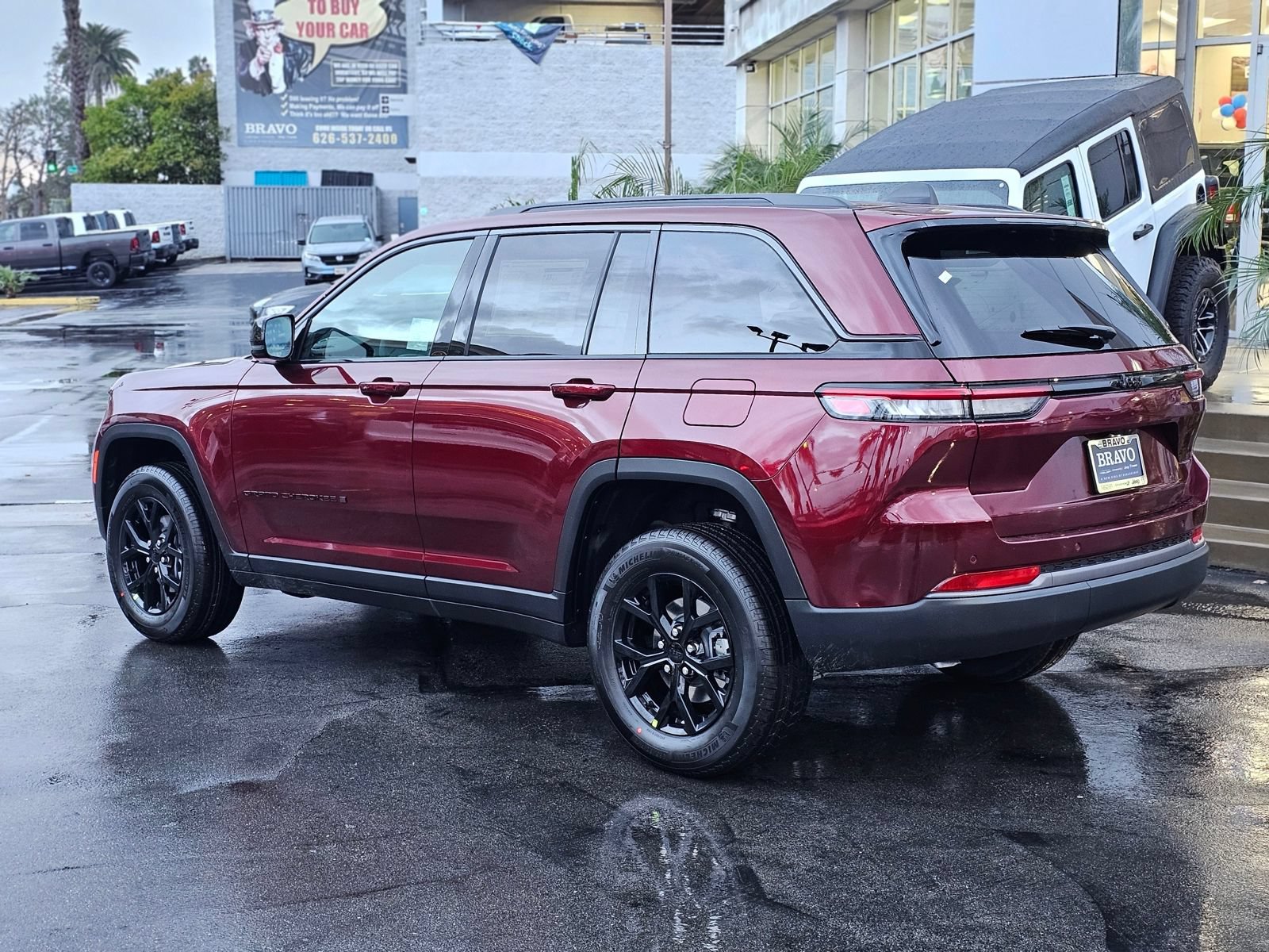 New 2026 Jeep Grand Cherokee Altitude RWD image 5