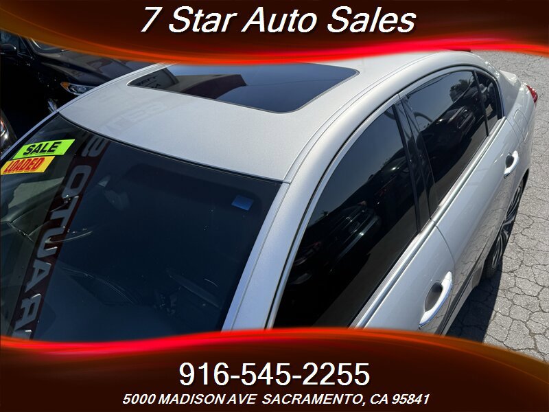 Used 2012 Hyundai Genesis 5.0 R-Spec RWD image 17