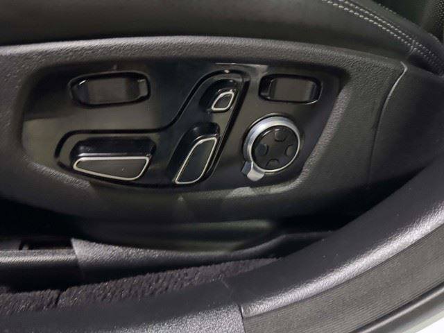 Used 2019 Genesis G90 5.0 Ultimate RWD image 25