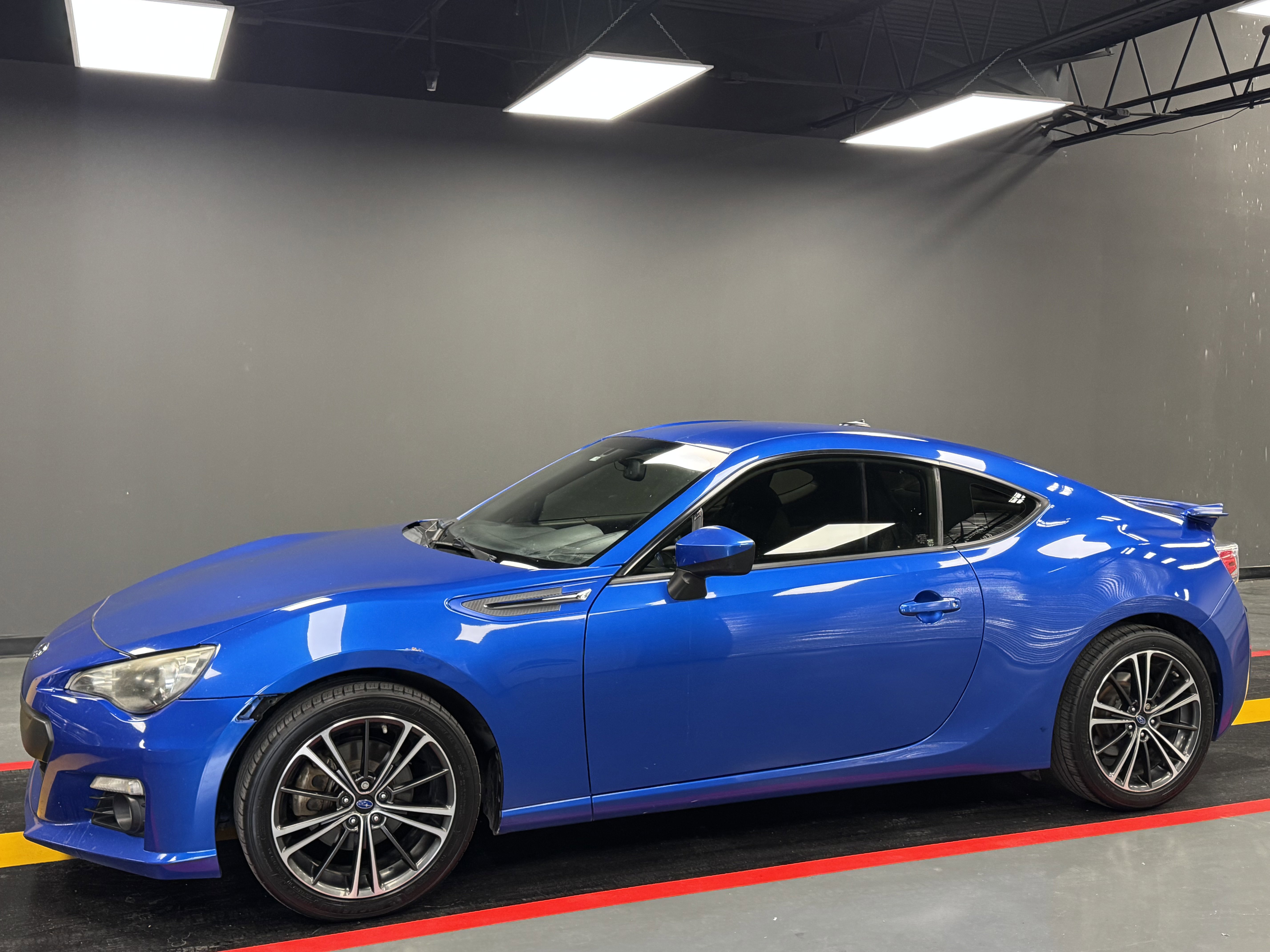Used 2013 Subaru BRZ Limited w/ Popular Pkg 1B image 2