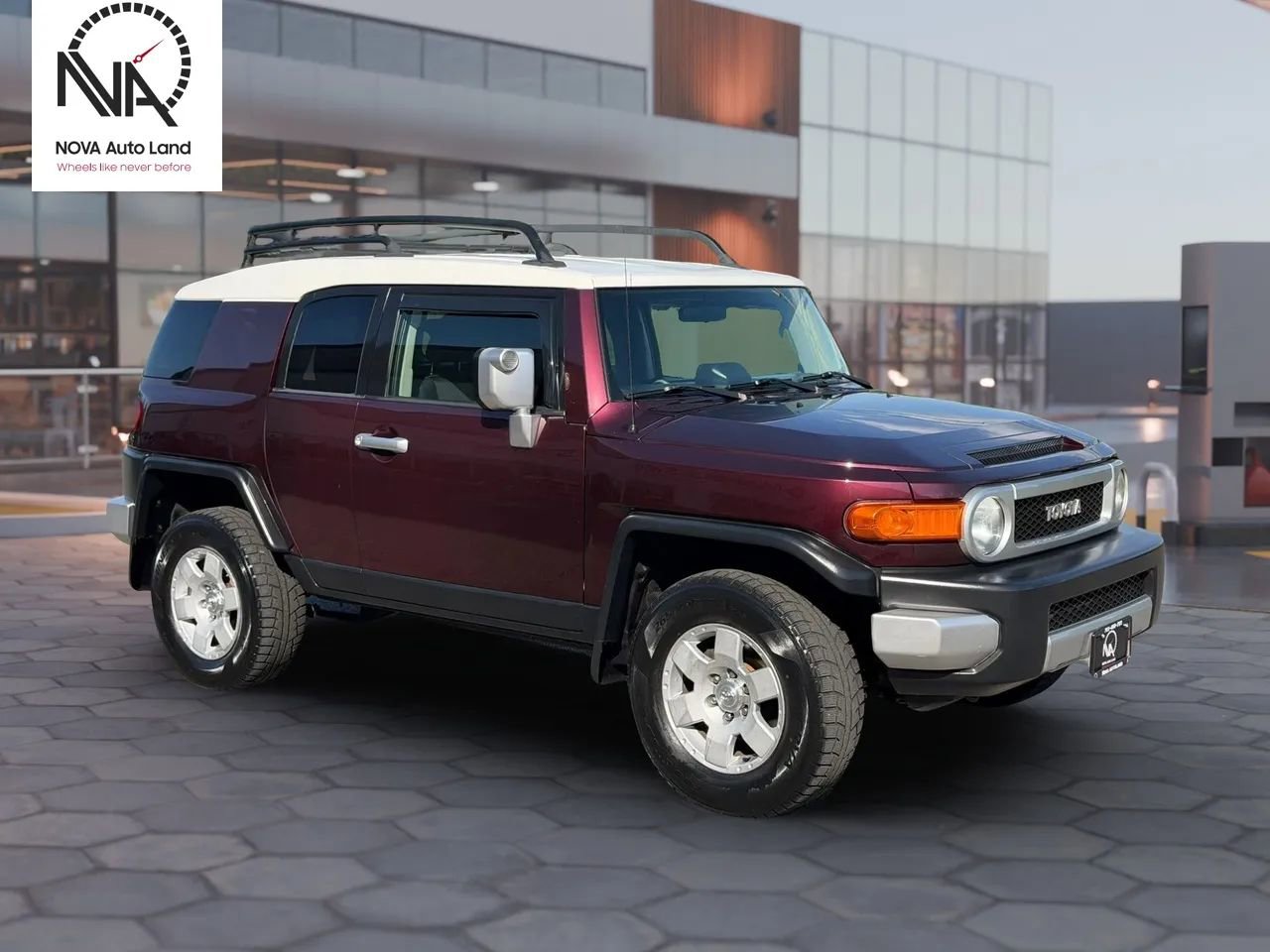 Used 2007 Toyota FJ Cruiser 4WD image 2