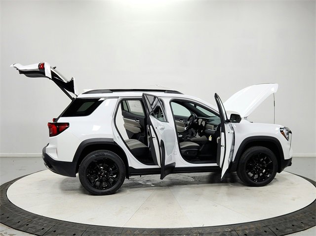 New 2026 GMC Terrain Elevation image 16