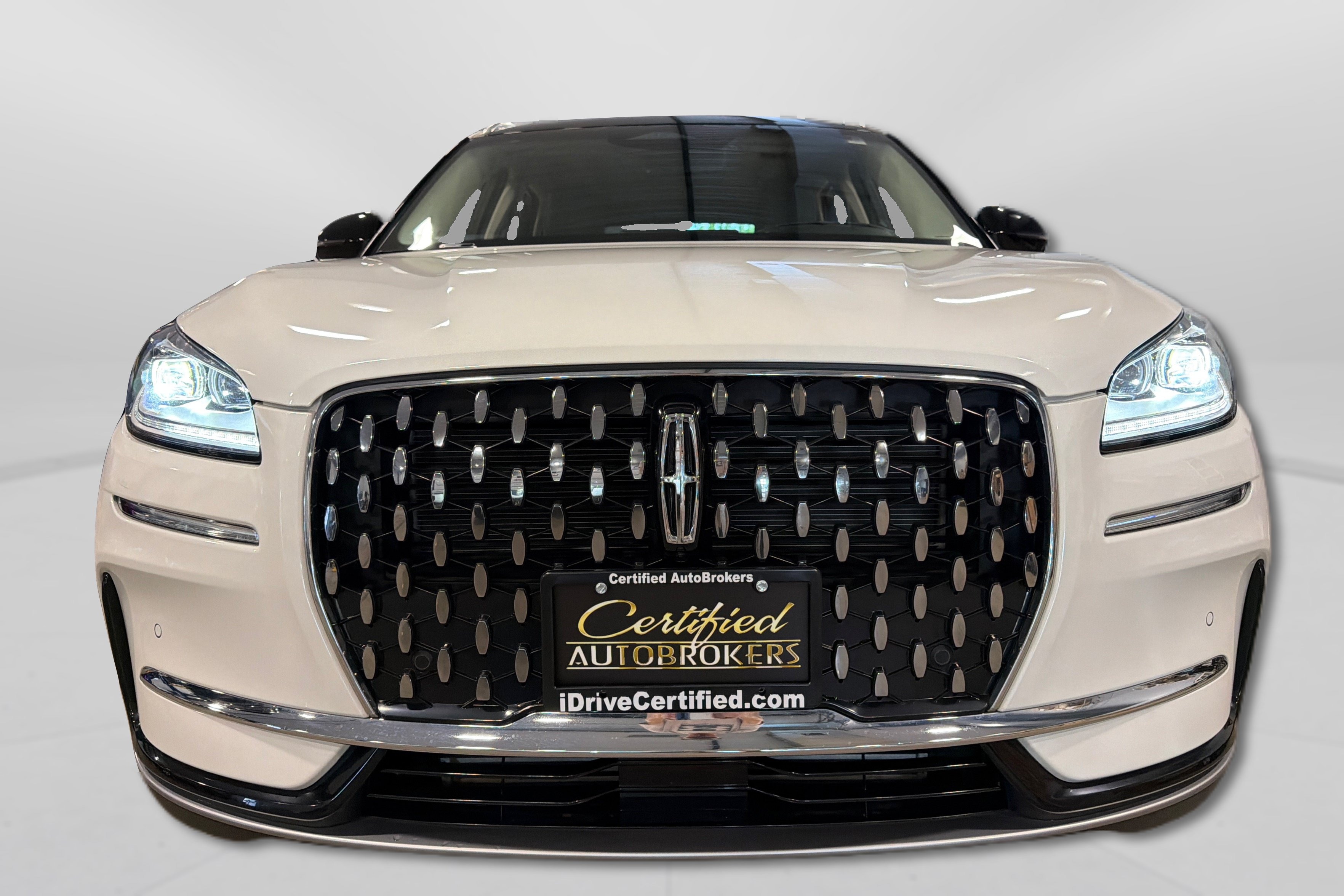 Used 2023 Lincoln Corsair Reserve w/ Equipment Group 202A AWD/4WD image 10