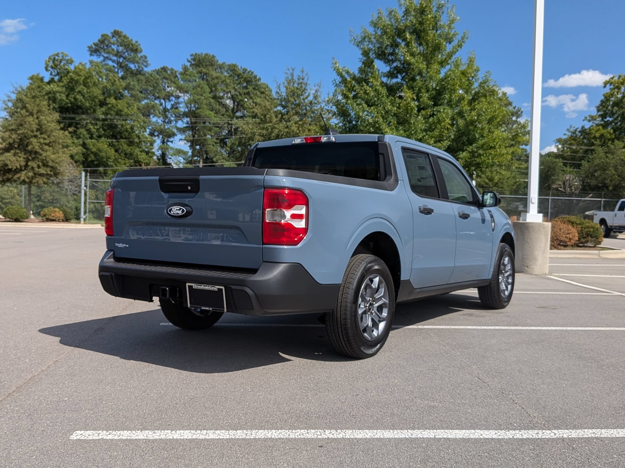 New 2026 Ford Maverick XLT w/ XLT Luxury Package FWD image 4