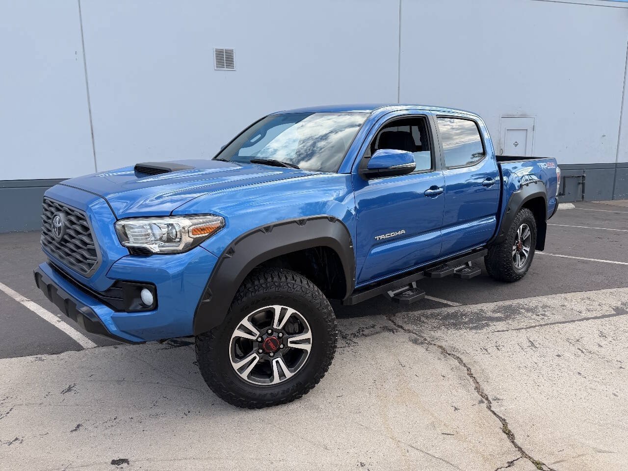 Used 2017 Toyota Tacoma TRD Off-Road AWD/4WD image 18