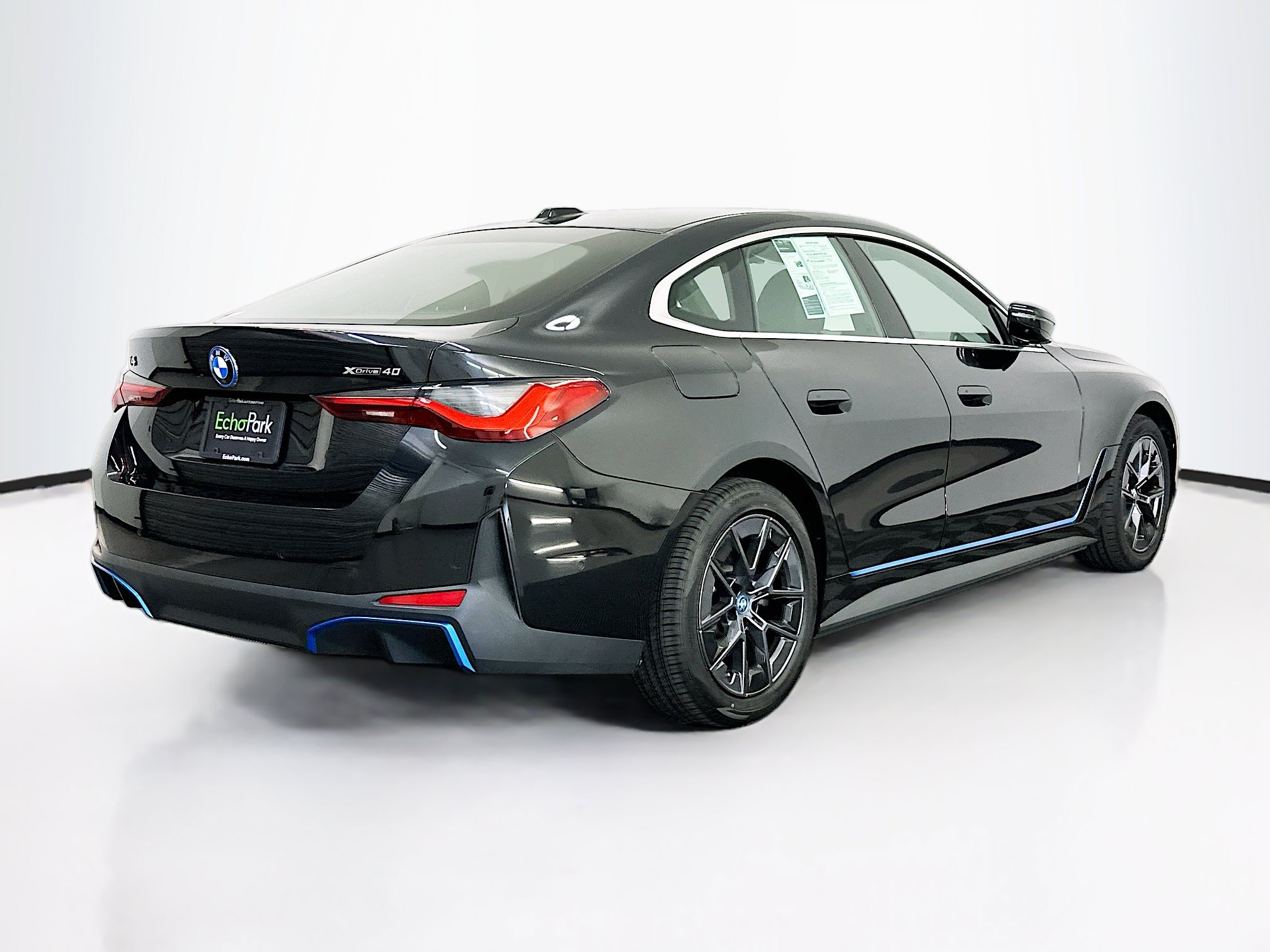 Used 2024 BMW i4 xDrive40i AWD/4WD image 9