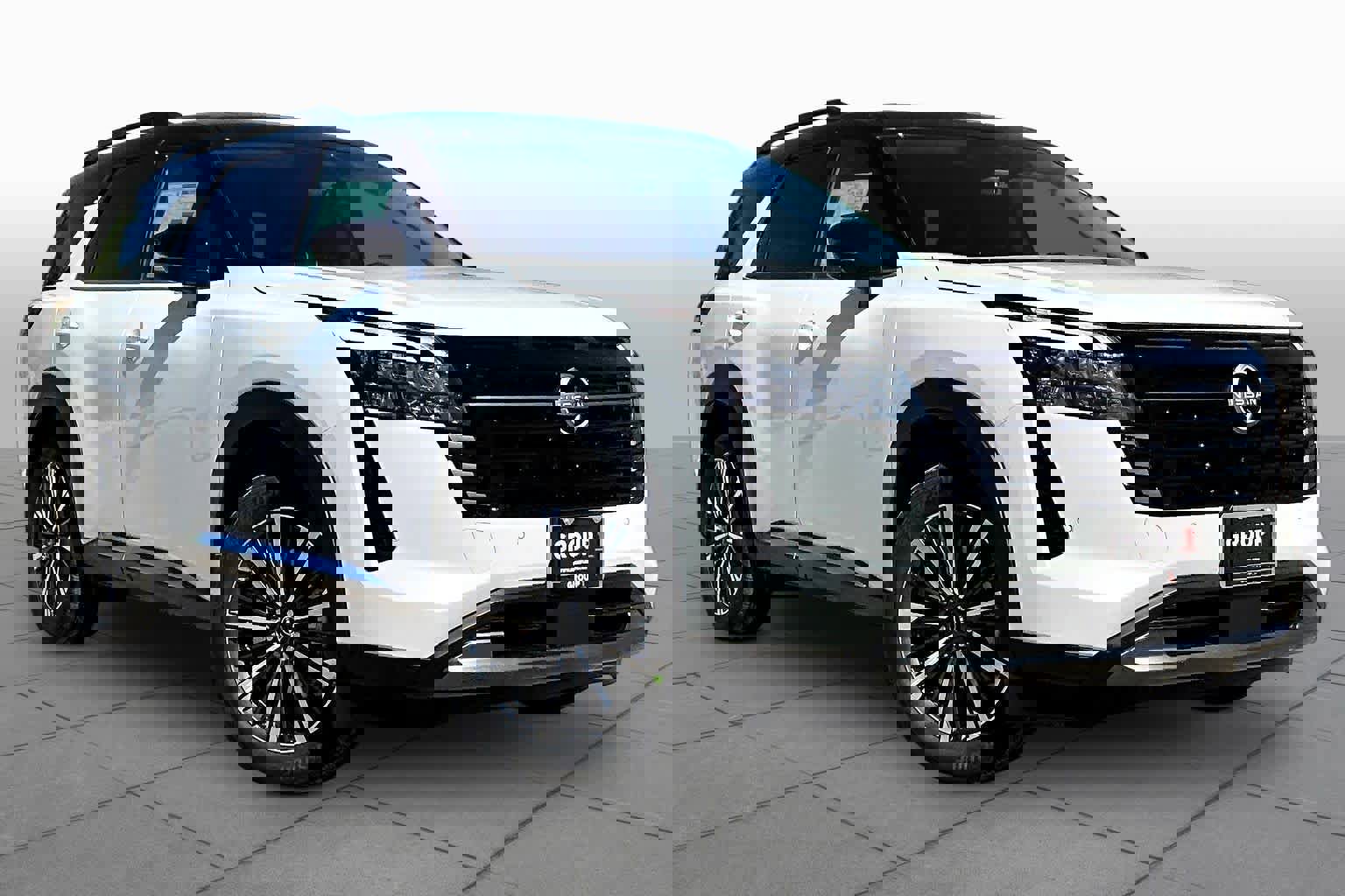 New 2026 Nissan Pathfinder Platinum image 2