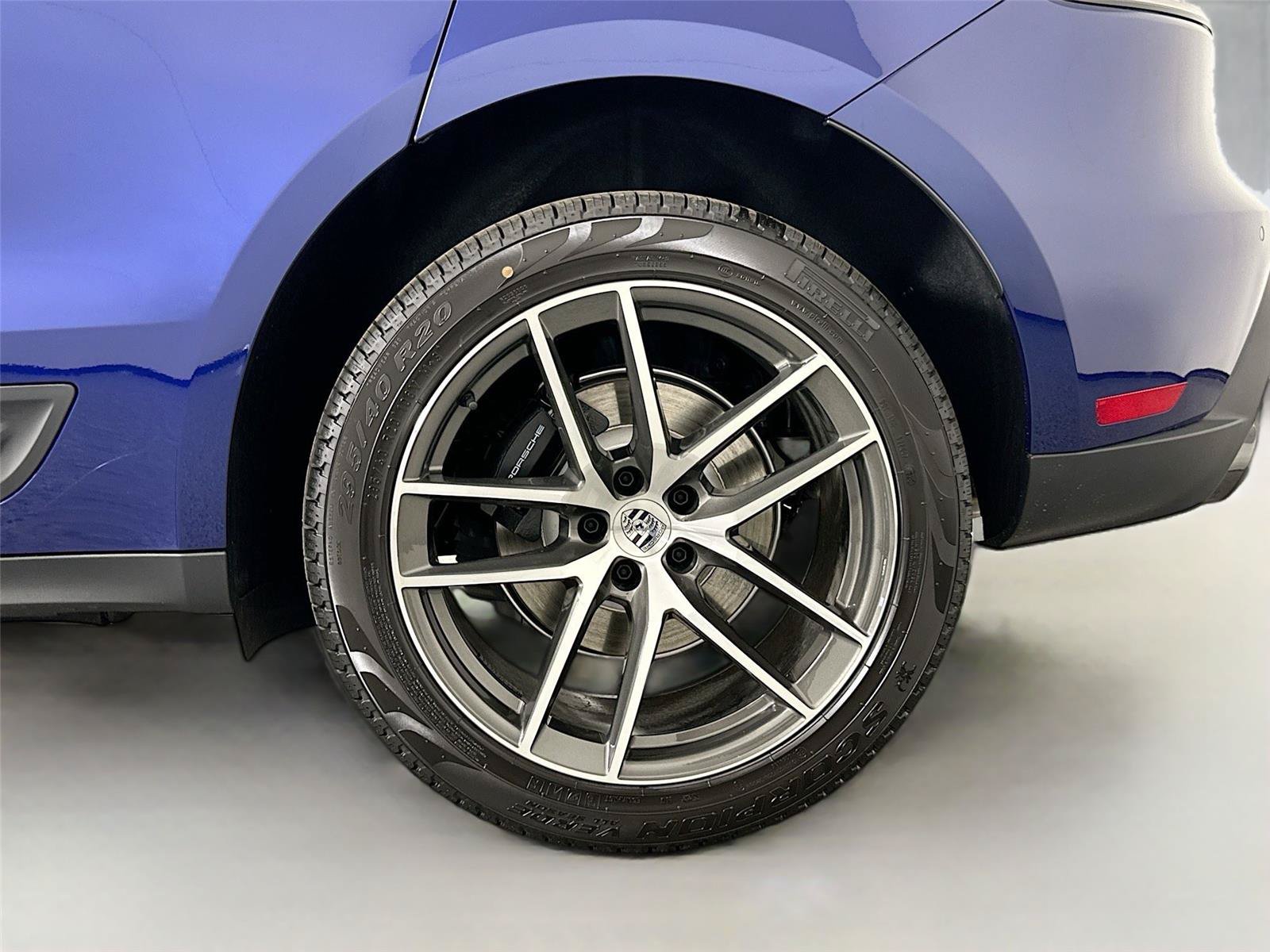 Certified 2026 Porsche Macan Turbo AWD/4WD image 12