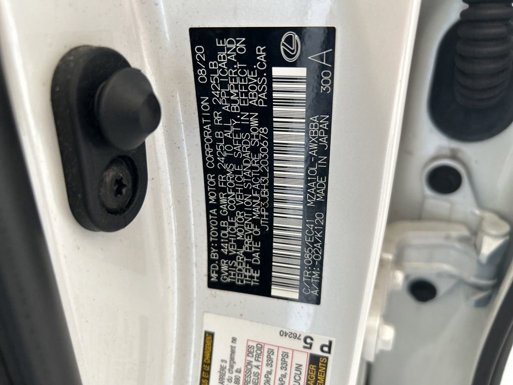 Used 2020 Lexus UX 200 w/ Premium Package image 40