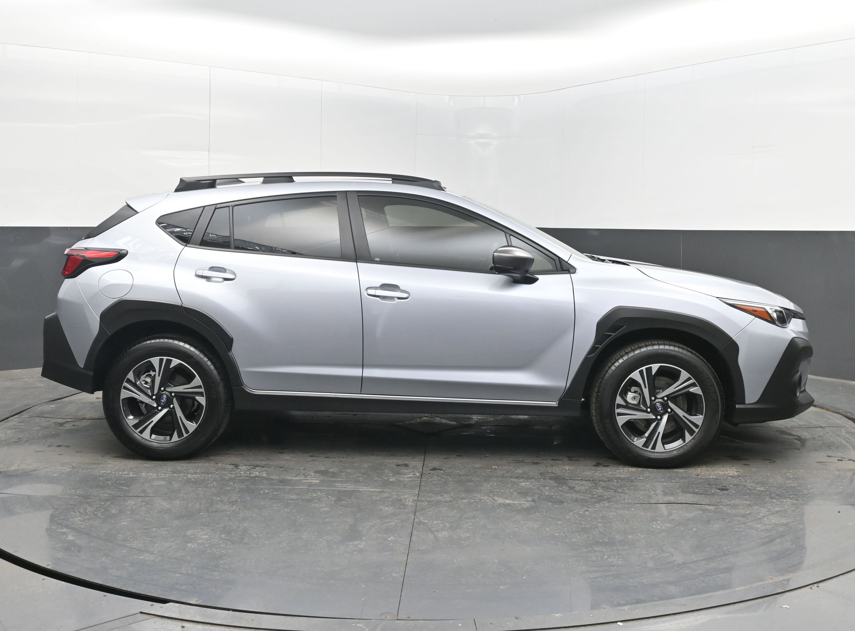 Used 2025 Subaru Crosstrek 2.0i Premium w/ Crosstrek Mirror Package image 10